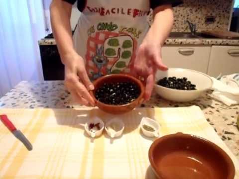 Un tocco di gusto calabrese: la ricetta delle olive nere bollite!