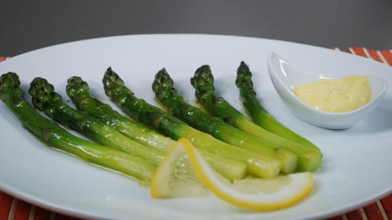 Deliziosi asparagi bianchi in agrodolce: la ricetta per un piacere unico!